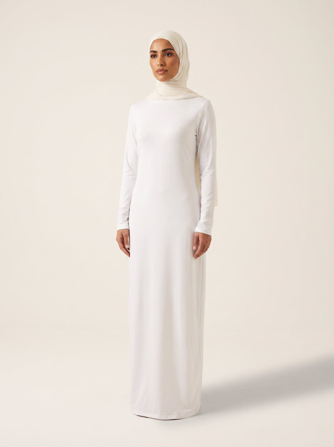 Round Collar Pullover Abaya — White — 1