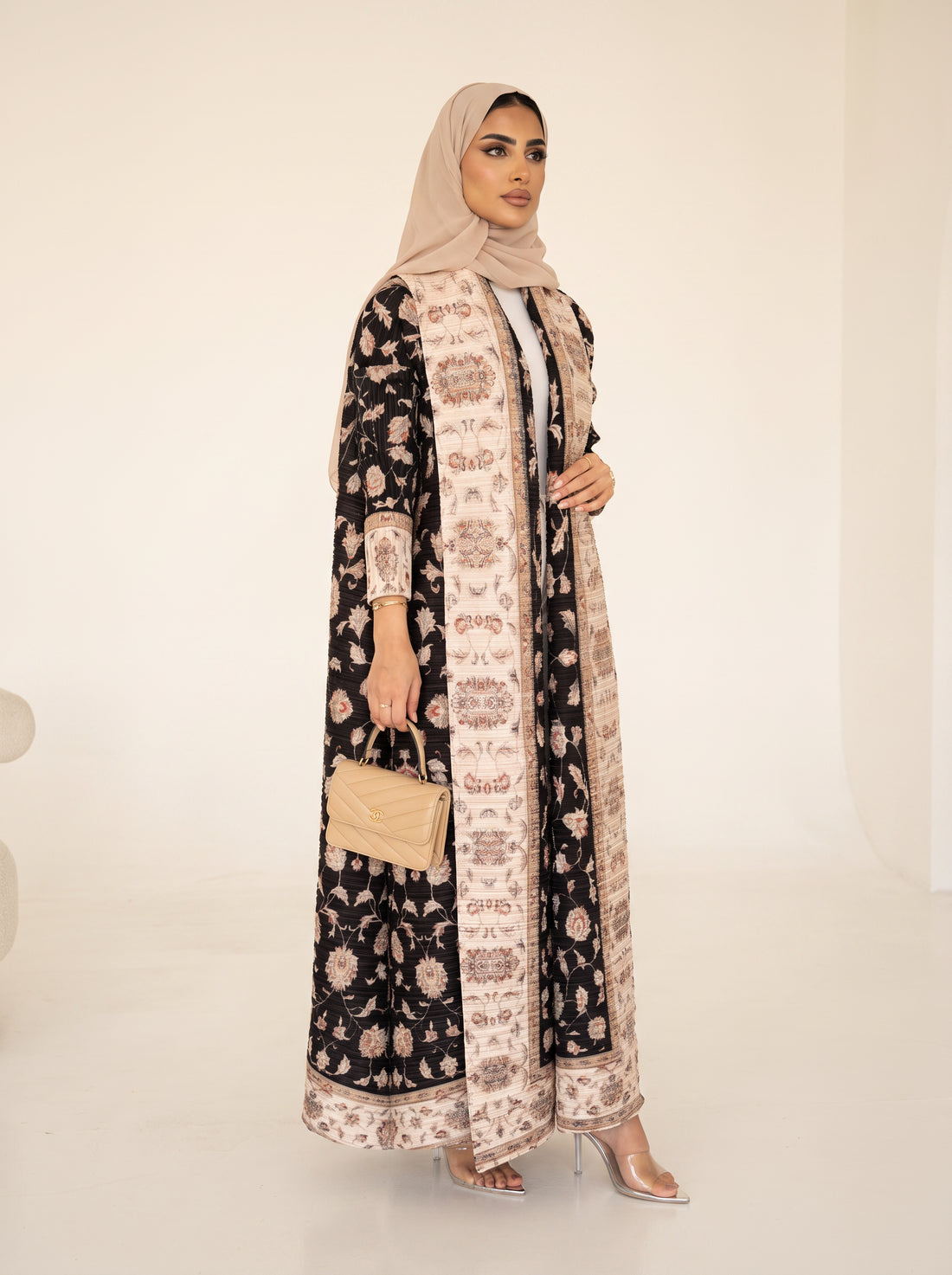 Miyake Open Abaya — Noir Border — 1