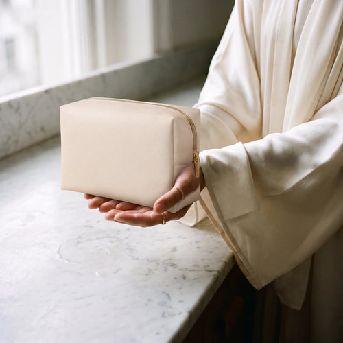 nail-tech-vanity-box-beige in hands