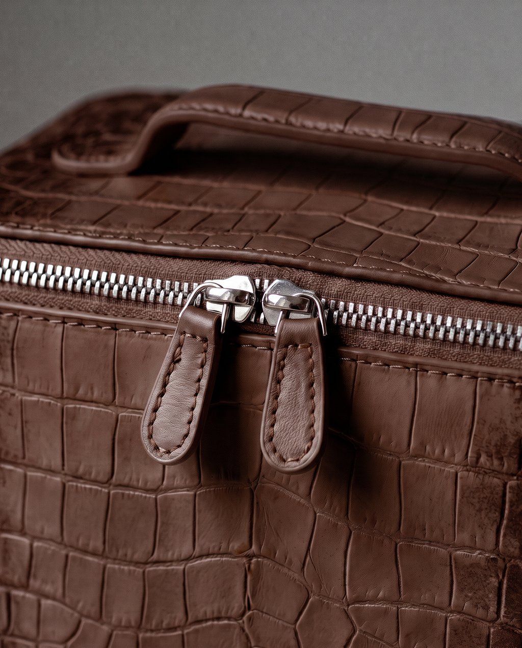 The Amira Covers — Chocolate, texture and zip detail · Elirati · 2026-10b