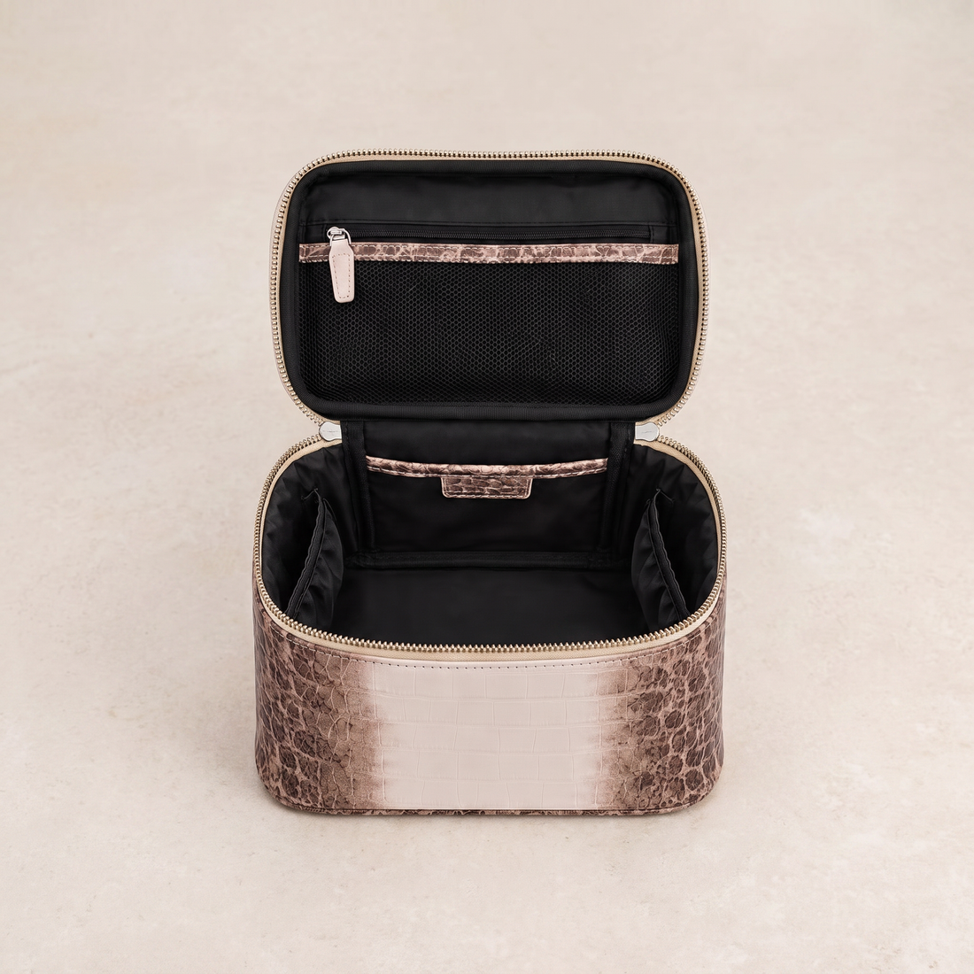 Himalaya vanity case — organized black interior compartments