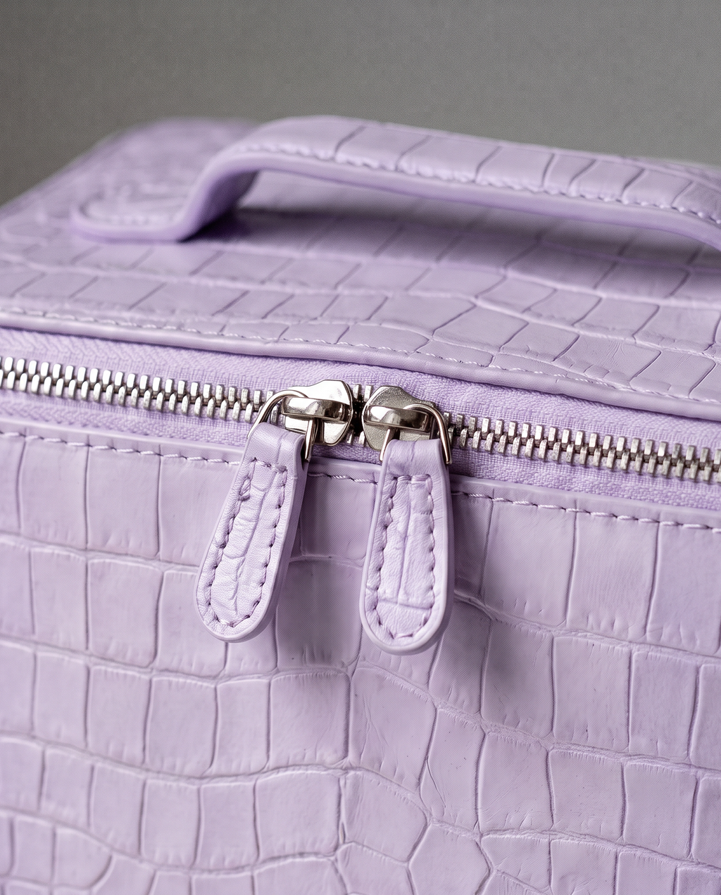 The Amira Covers — Lavender, texture and zip detail · Elirati · 2026-10b