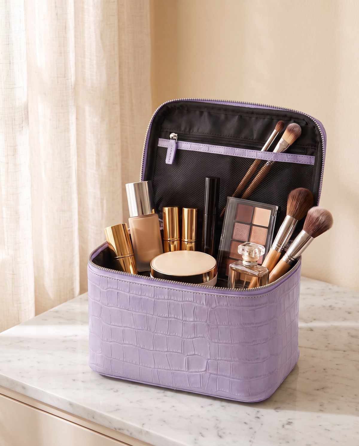 The Amira Vanity — Lavender, open with makeup inside · Elirati