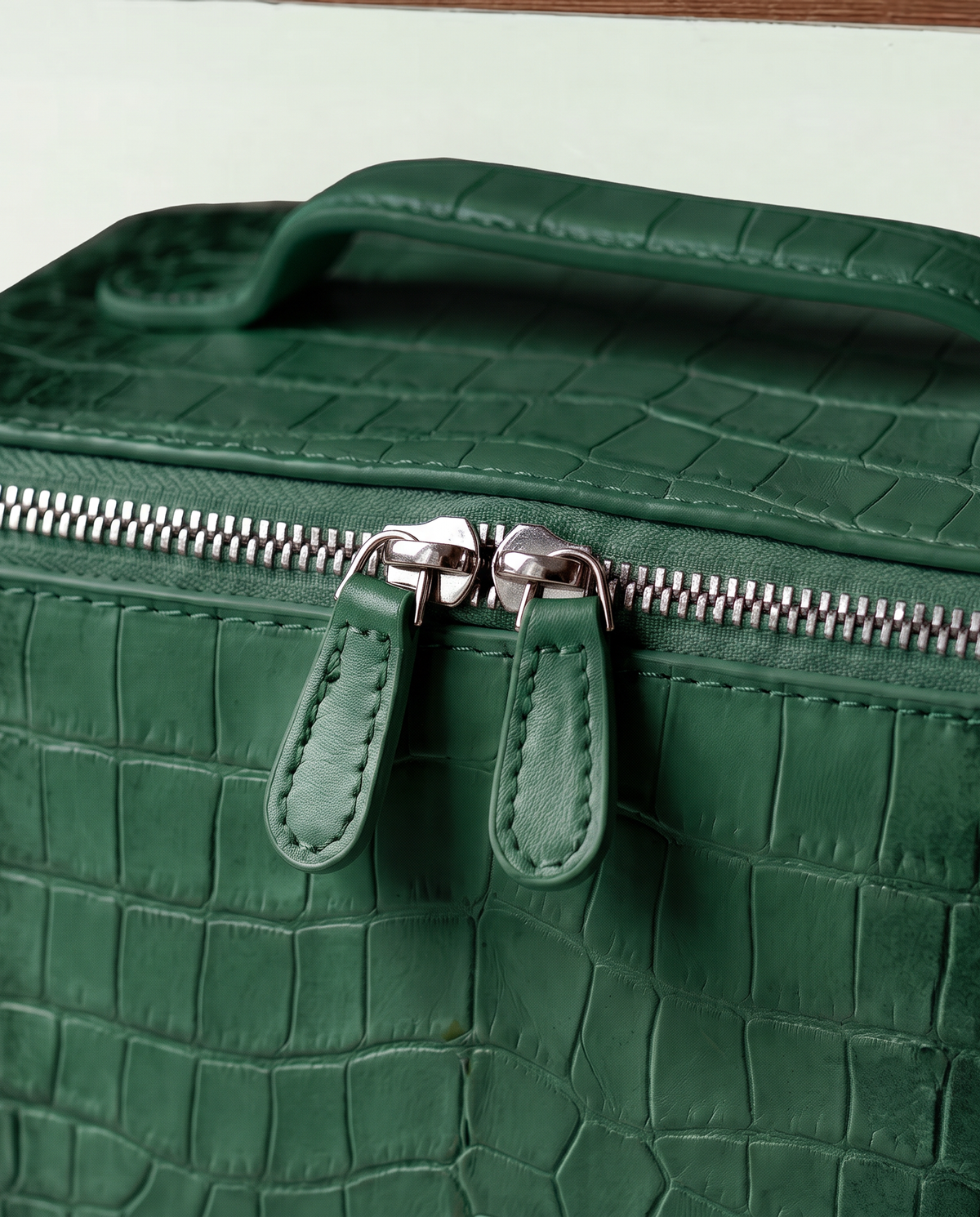 The Amira Covers — Emerald, texture and zip detail · Elirati · 2026-10b