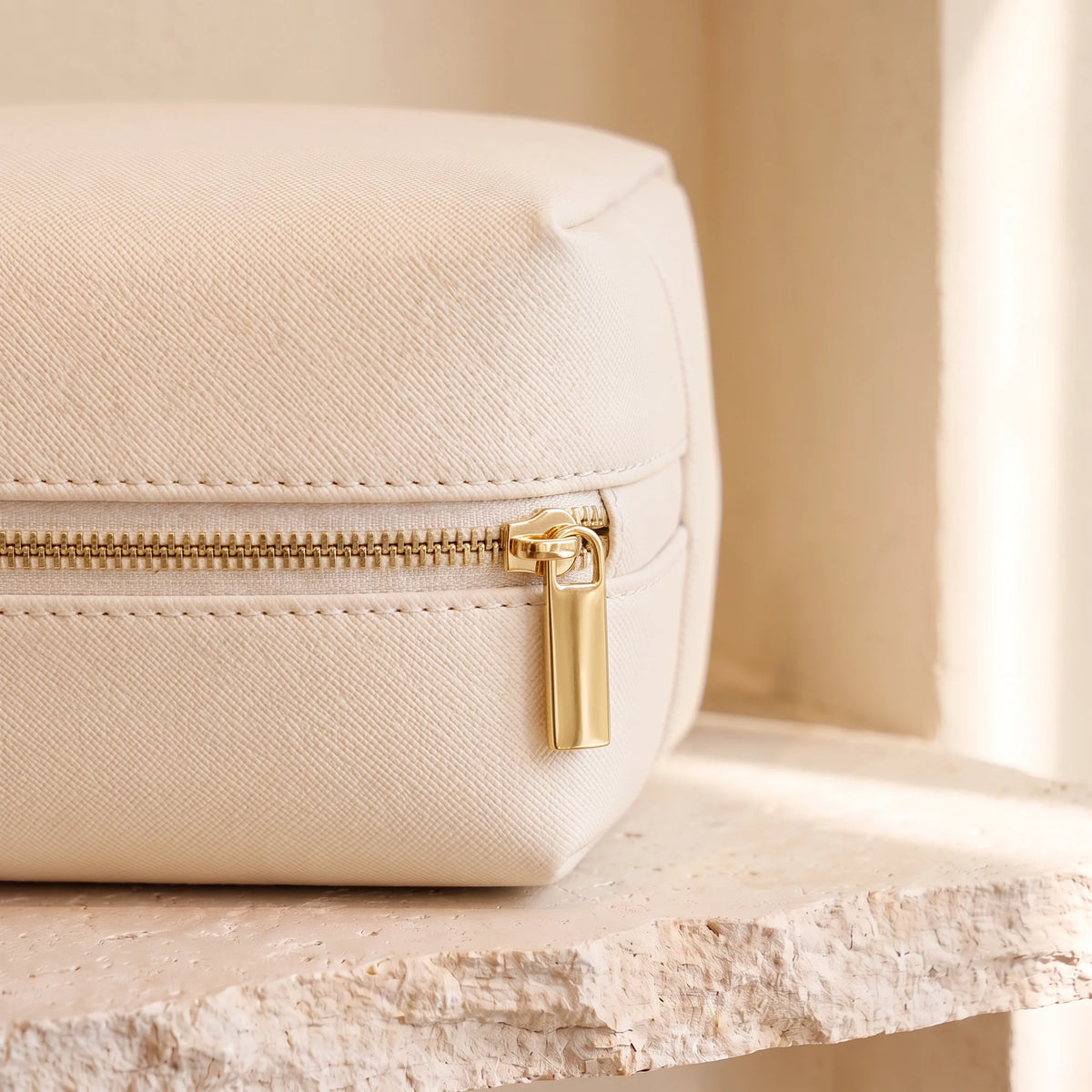 Nail Tech Vanity Box — Beige — detail